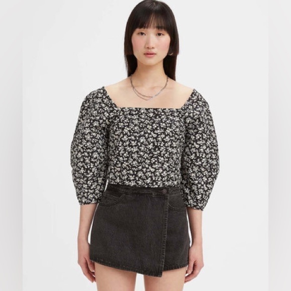 nwt // Levi’s Yvie statement blouse in black floral - Picture 1 of 16